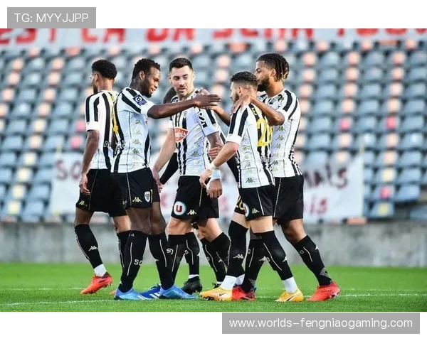 昂热扳平比分激发士气为保级注入强心针球队士气高涨迎接挑战